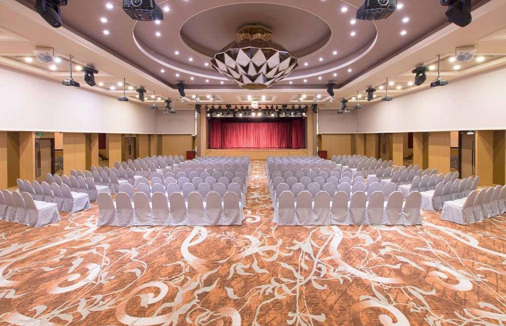 The Howard Plaza Hotel Taipei Fasiliteter bilde The Grand Ballroom