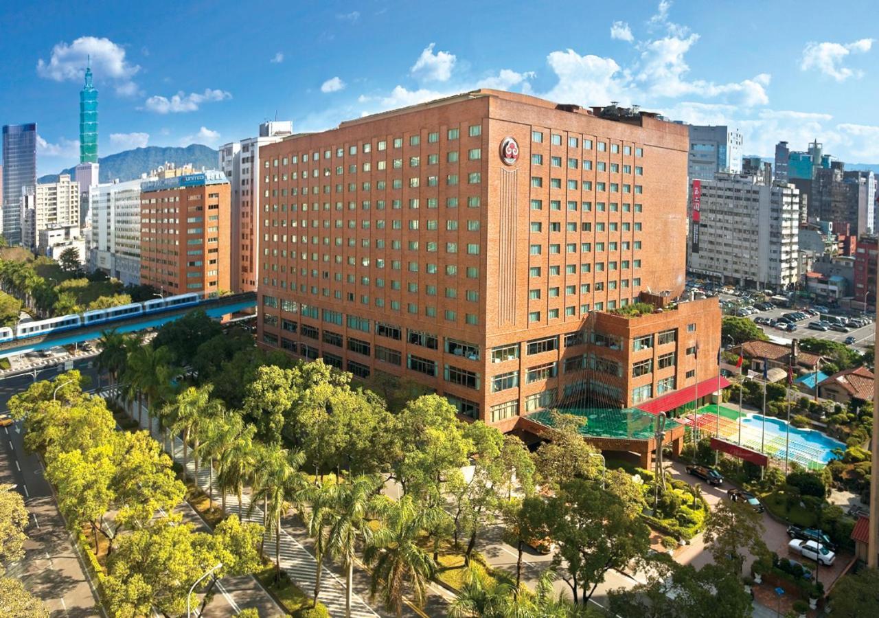 The Howard Plaza Hotel Taipei Eksteriør bilde The campus of National Yang-ming University