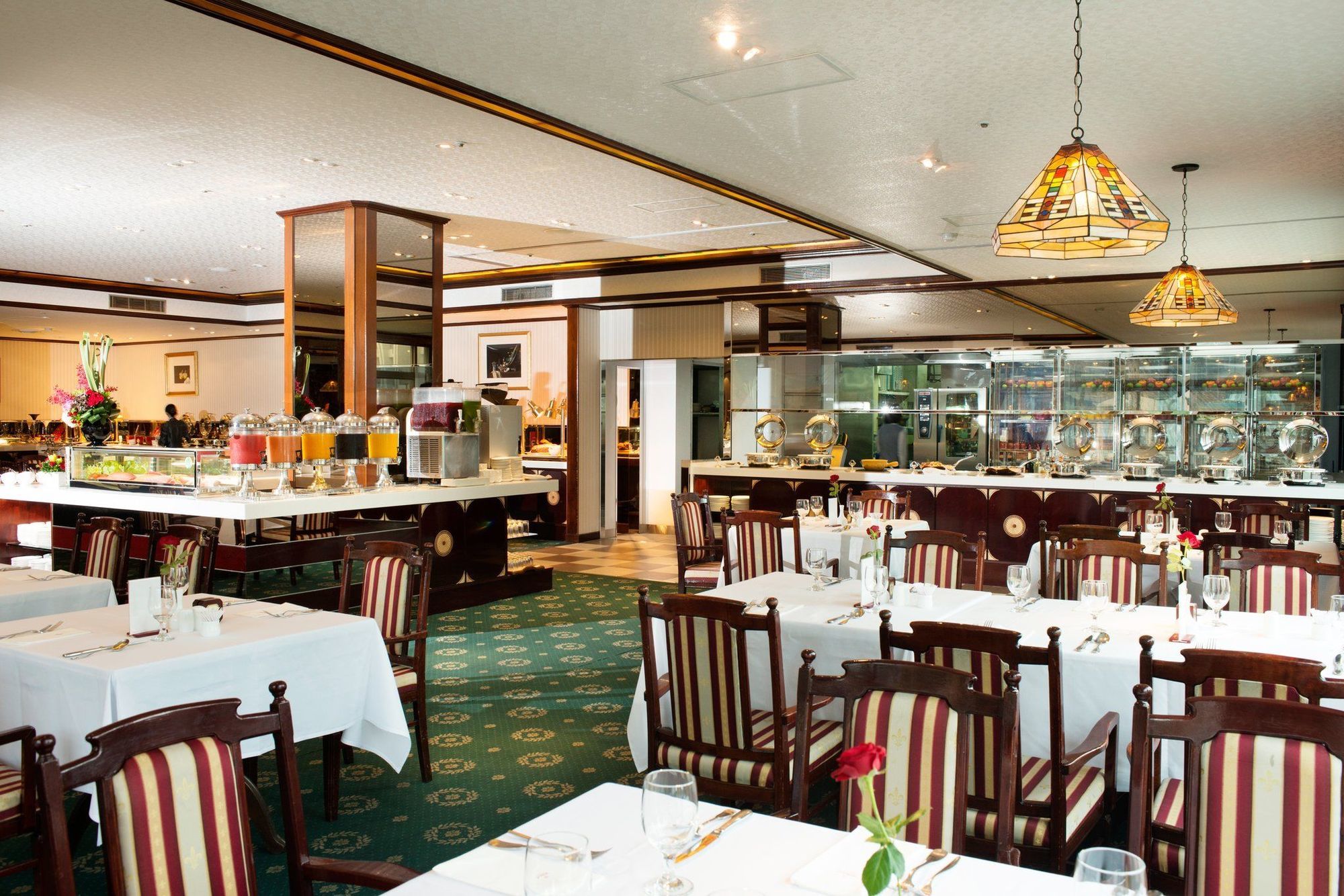 The Howard Plaza Hotel Taipei Restaurant bilde The restaurant